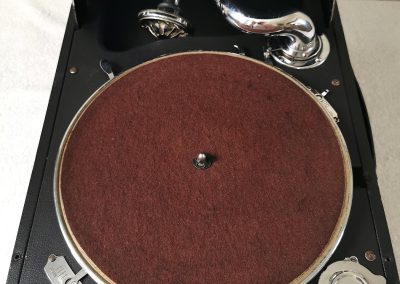 1946 Columbia Viva-Tonal Grafonola 9000A - 486d9564 5975 45b1 bc83 9ae2d3390699
